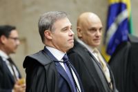 “Talvez Mendonça esteja perdendo”, diz especialista sobre disputa instituci